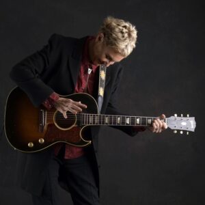 TLR Live Online: Eliza Gilkyson (USA)